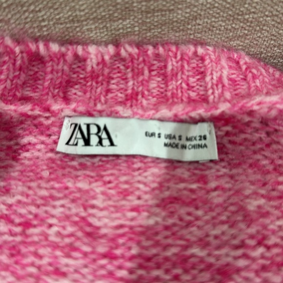 Zara Pink V-Neck Women's oversized Sweater - Picture 4 of 4